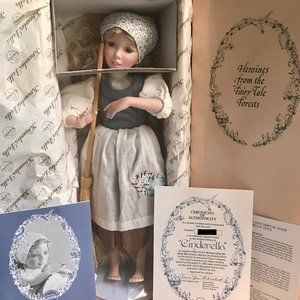 (NEW) 1993 Cinderella Porcelain Doll